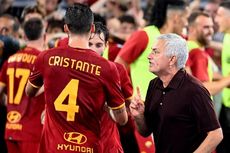 AS Roma Vs Cagliari, Saat Mourinho Tertawa meski Tak Punya Jawaban atas Masalah Timnya...