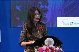 Cerita Cynthia: Jebolan SMK, Ortu Lulusan SD, Kini Cumlaude di UGM