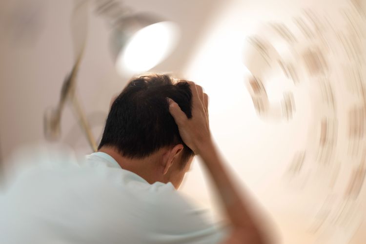 Sakit Kepala dan Mual: Penyebab dan Cara Menghilangkan