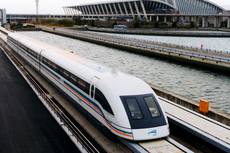 Tahukah Kamu, Kereta Maglev Berjalan Menggunakan Gaya Magnet?