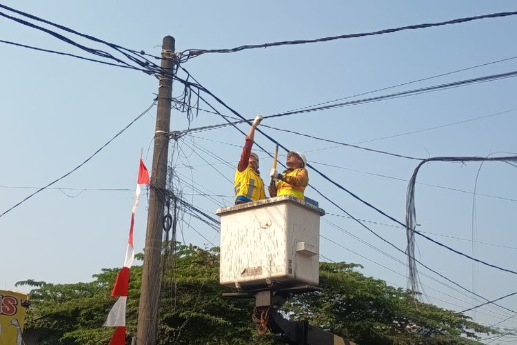 Provider Kucing-kucingan Pasang Kabel Fiber Optik di Tangsel, Pemkot Ancam Sita Tanpa Ganti Rugi