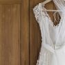 Viral Pengantin Wanita Kesal karena 2 Tamunya Malah Ikut Pakai Gaun Pengantin