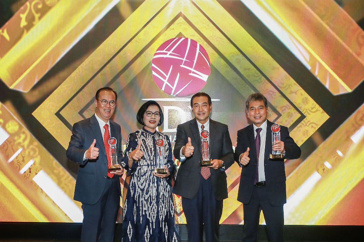 Bank BRI raih 4 Penghargaan di IDX Channel Innovation Award di Main Hall Bursa Efek Indonesia (BEI), Jakarta, Rabu (14/8/2019). 