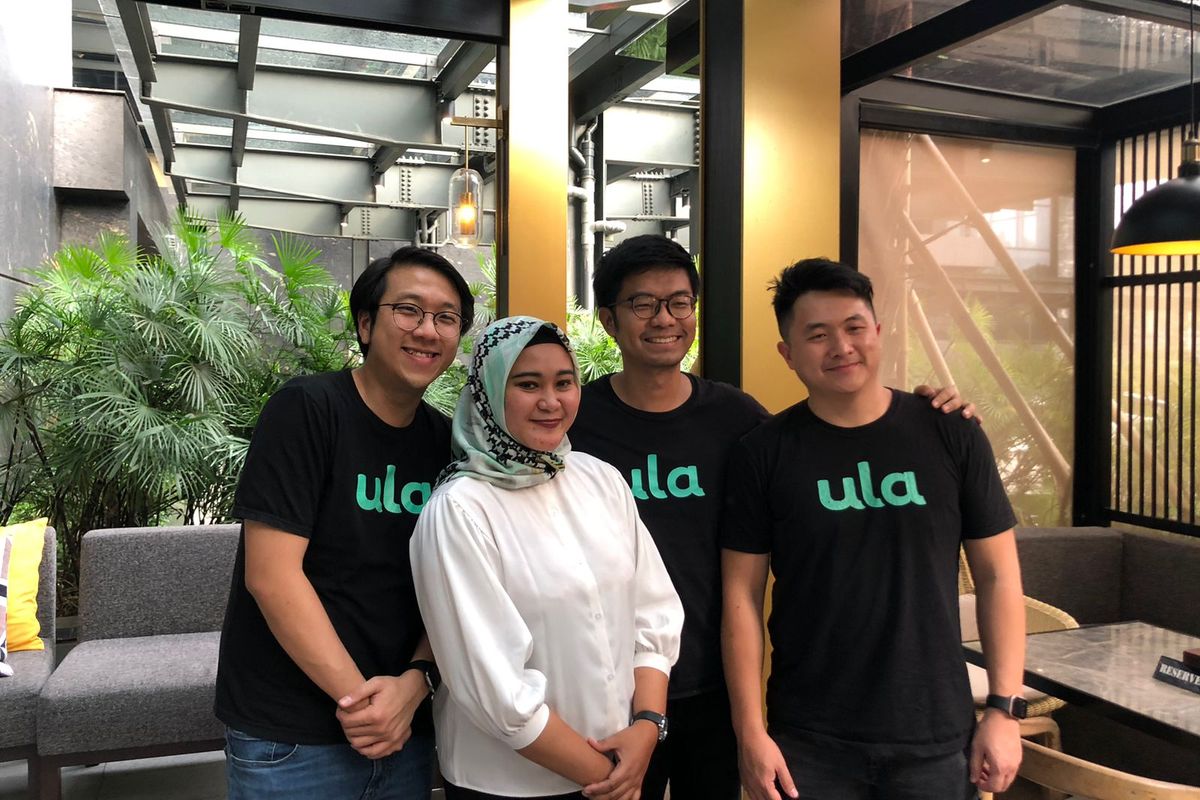 Wahyuni, bersama Derry Sakti (Co-Founder & CCO Ula), Ivan Aditya (Head of Marketing Ula), dan Riky Tenggara (Co-Founder & COO Ula)