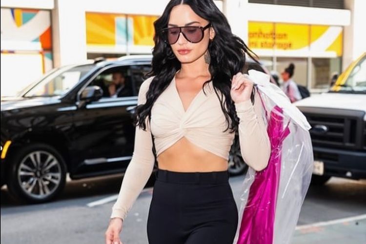 Penyanyi Demi Lovato baru saja merilis lagu baru untuk album kesembilan miliknya.