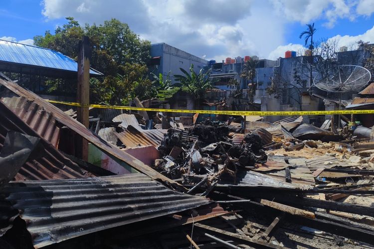 Detik-detik Kebakaran 10 Rumah di Sorong, Seorang Ibu Lari Selamatkan 3 Balita