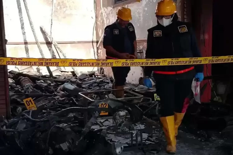 Rumah Wanita di Kediri Diduga Sengaja Dibakar Mantan Suami, Kerugian Capai Rp 1 Miliar