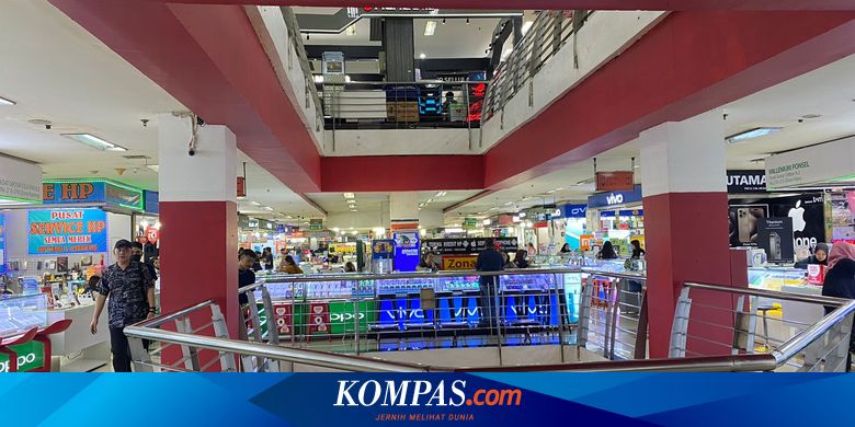 Karyawan Toko Ponsel PGC yang Tipu Pelamar Kerja Sering Gonta-ganti Barang "Branded" dan Royal