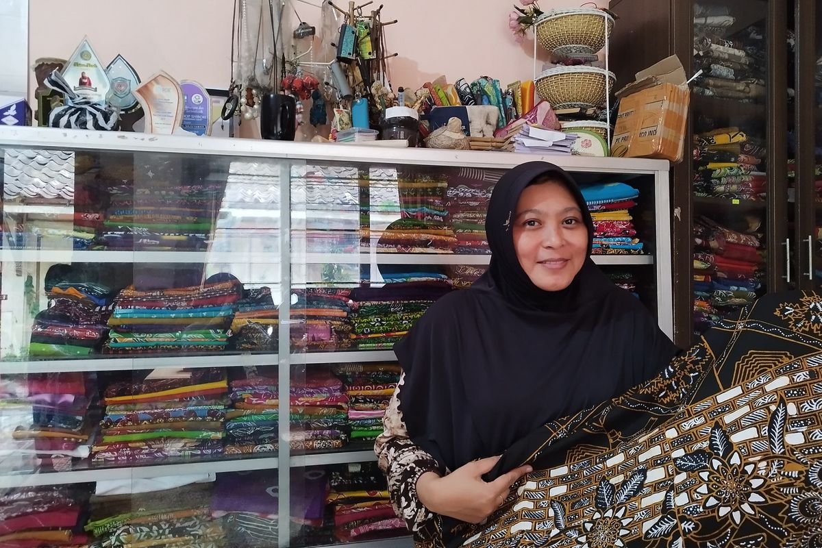 Iwing Sulistyowati, pemilik Batik Iwing Kebonpolo Magelang