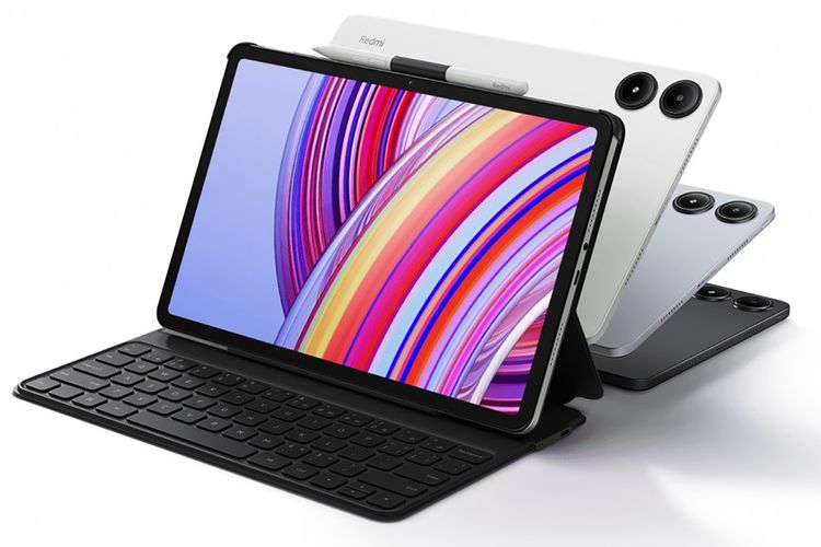 Tablet Xiaomi Redmi Pad Pro dengan aksesori keyboard cover dan stylus yang dijual terpisah.