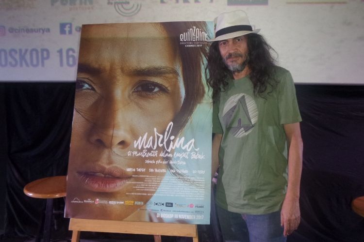 Egi Fedly dalam peluncuran poster film Marlina si Pembunuh dalam Empat Babak di CGV Cinemas Grand Indonesia, Jakarta Pusat, Senin (25/9/2017) sore.