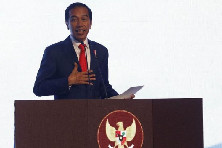 Presiden Joko Widodo menyampaikan sambutan dalam pembukaan Rapat Pimpinan Nasional (Rapimnas) Partai Demokrat tahun 2018 di Sentul International Convention Center, Bogor, Jawa Barat, Sabtu (10/03/2018) .Partai Demokrat menggelar Rapimnas selama dua hari 10-11 Maret 2018 untuk membahas strategi Pemilu 2018 serta Pemilu Legislatif dan Pilpres 2019.  