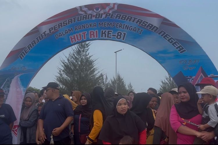 Berduyun-duyun Warga Serasan di Pulau Terdepan Menyambut HUT RI Ke-81