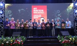 Strategi Paradoks 