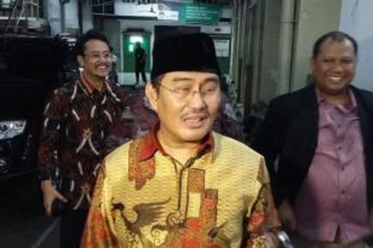 Ketua DKPP Jimly Asshiddiqie di Gedung KPU, Jakarta Pusat, Rabu (7/10/2015).