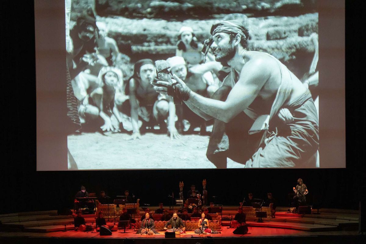 Samsara diputar dalam versi cine-concert di Esplanade, Singapura.