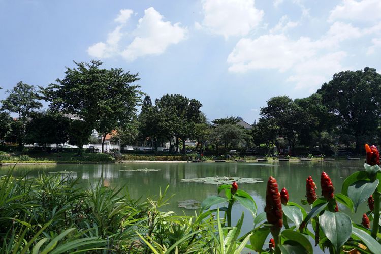 Asrinya Taman Situ Lembang di Jakarta Pusat, Bisa Jogging hingga Bersantai  Sambil Memandang Danau Halaman all - Kompas.com