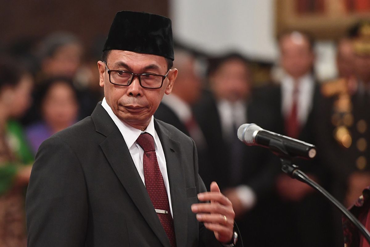Wakil Ketua KPK Nawawi Pomolango mengikuti upacara pelantikan Pimpinan dan Dewan Pengawas KPK di Istana Negara, Jakarta, Jumat (20/12/2019). Presiden Joko Widodo melantik lima pimpinan KPK periode 2019-2023 yakni Firli Bahuri, Alexander Marwata, Lili Pintauli Siregar, Nawawi Pomolango dan Nurul Ghufron.