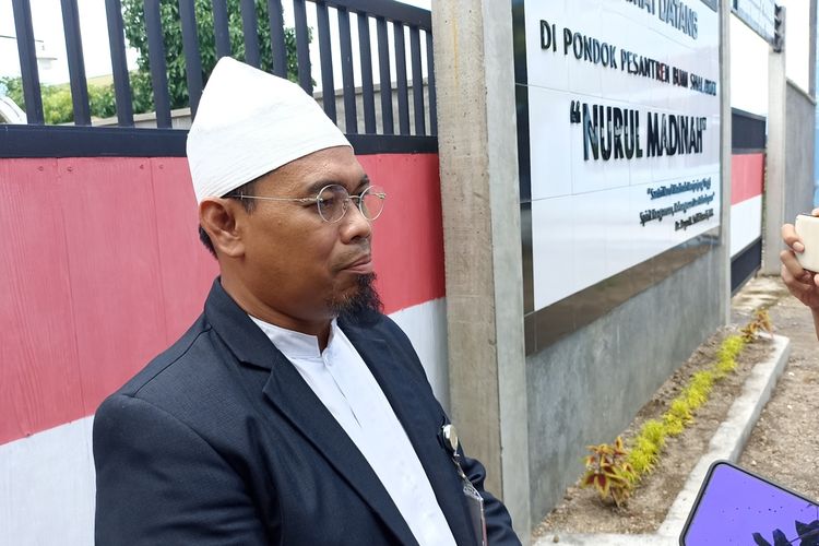 Ketua FKUB NTB, Tuan Guru Muhamad Subki Sasaki ditemui di kediamannya, Selasa (30/1/2024).