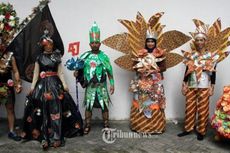 HUT Ke-47 Gramedia, Karyawan Sulap Barang Bekas Jadi Kostum Unik