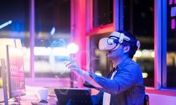 Kolaborasi dengan CRMS, metaNesia Hadirkan Kantor Virtual Berteknologi Metaverse