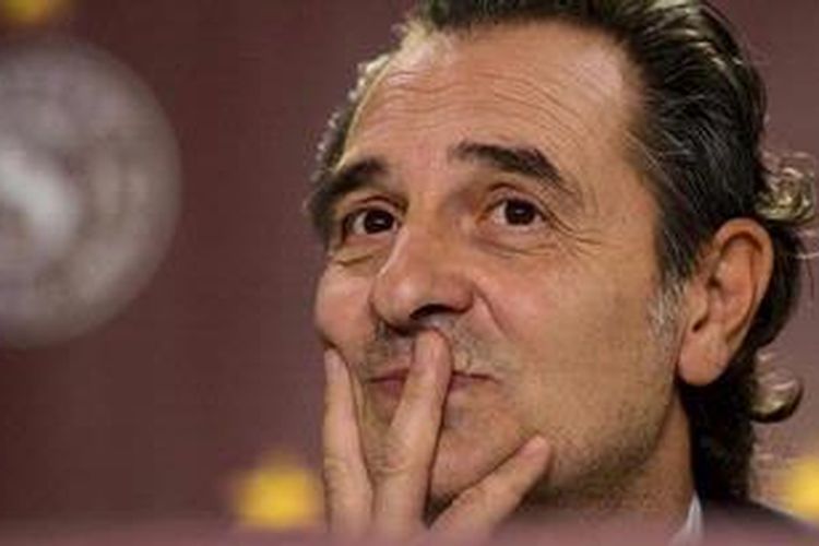 Pelatih Italia, Cesare Prandelli. 