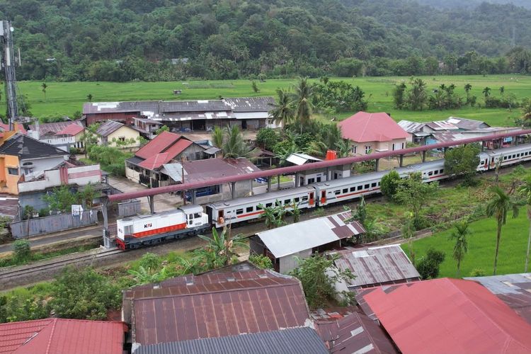 Tak Bisa Diselesaikan Sekali: Tol, Kereta Api, dan Fly Over Perlu Terintegrasi Atasi Kemacetan Padang-Bukittinggi