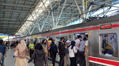 74 Kasus Pelecehan Seksual Terjadi di KRL, Paling Banyak Saat Jam Sibuk