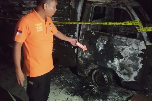 Mobil Boks Terbakar di Rest Area Tol Medan-Tebing Tinggi, Pemiliknya Menghilang