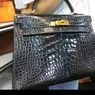 Menjual Barang Preloved, Decluttering Sekaligus Mengurangi Limbah