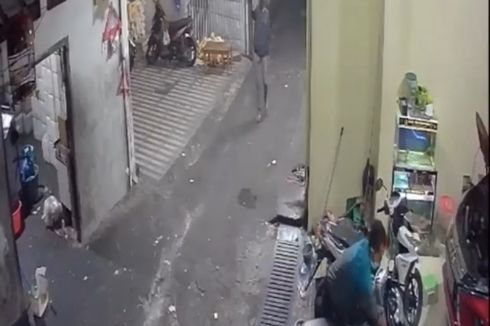 Viral Video Maling Motor Todong Pistol di Kramatjati, Polisi Buru Pelaku
