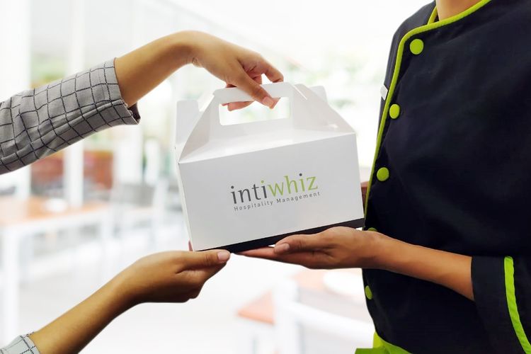 Intiwhiz Hospitality Management meluncurkan program ?Whiz Food Delivery?.