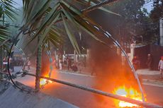 Massa Demo di Depan Kantor KPU Sempat Ricuh dengan Polisi