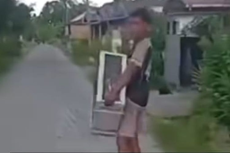 Viral Maling di Langkat Jalan Kaki 2 Km Pulangkan Mesin AC yang Dicurinya