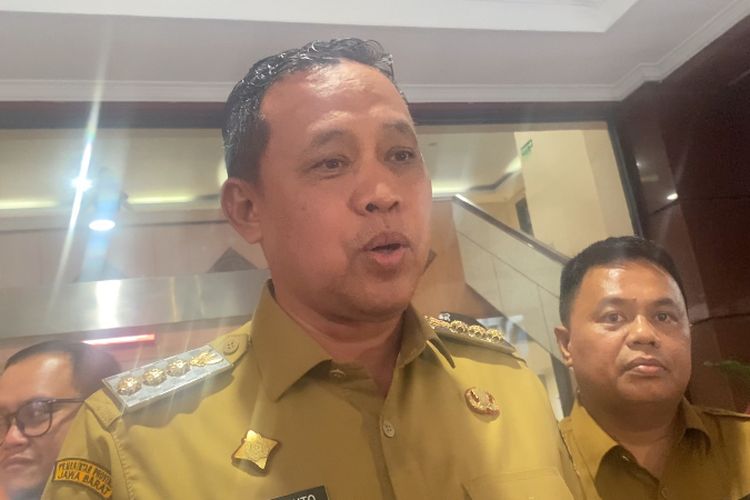 Pindai Iris Mata Berisiko, Wali Kota Bekasi Imbau Warga Jangan Asal Ikut