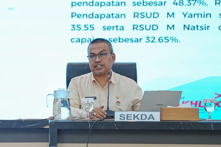 Perangi Fenomena 'Fatherless', Pemprov Sumbar Beri Dispensasi ASN Pria Terlambat Jika Antar Anak ke Sekolah