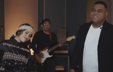 Lirik dan Chord Lagu Apalah Cinta - Ayu Ting Ting feat. Keremcem