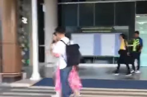 Video Viral 2 Turis China Cekcok di Bandara Komodo, Sebabnya Sepele