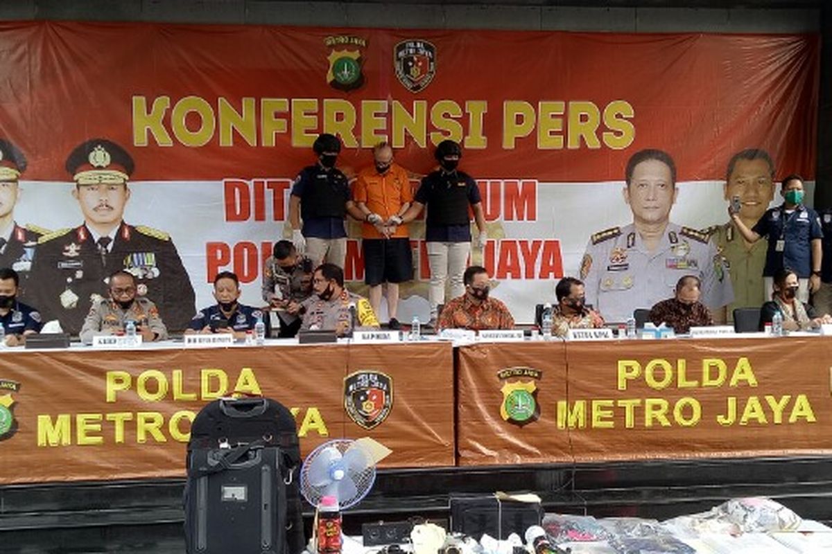 An investigation by Jakarta police indicates that French pedophile would offer Indonesian minors Rp 100,000 as an initial persuasion tactic.