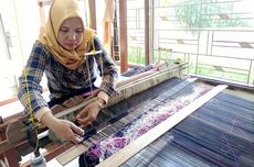 Cerita Perempuan Penenun Songket Deli, Kain Para Sultan dan Bangsawan Melayu