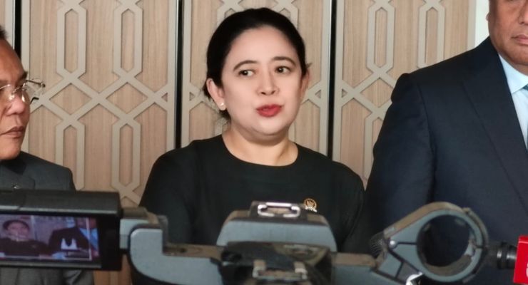 Senyum Puan Saat Ditanya Kemungkinan PDI-P Merapat ke Prabowo