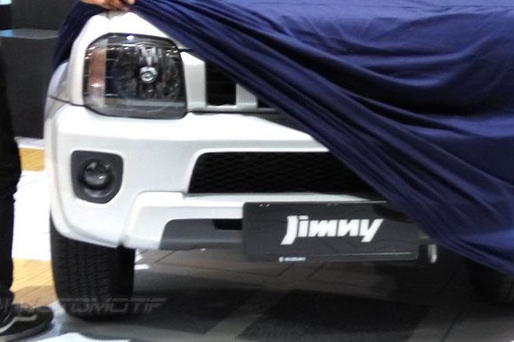 Secuil tampilan depan Suzuki Jimny.