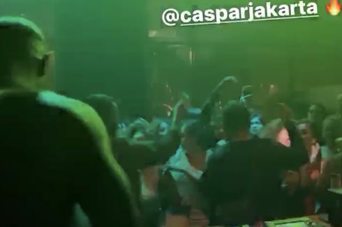 Kerumunan dalam Acara Musik DJ di Caspar Bar Benhil, Ternyata Tak Berizin, Kafe Kini Disegel