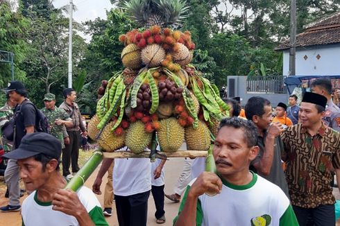 Uniknya Rasa Durian di Desa Lemahabang Pekalongan