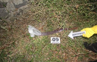Parang yang dipakai S untuk membacok MDB. 