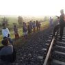 KAI Bubarkan Warga yang Ngabuburit di Pinggir Rel, Daop 7 Madiun: Setiap Hari Ada Ratusan Orang...