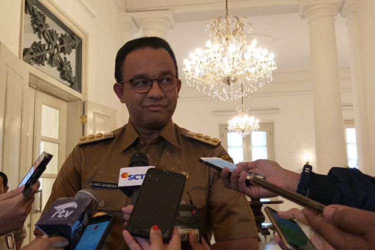Gubernur DKI Jakarta Anies Baswedan di Balai Kota DKI Jakarta, Jalan Medan Merdeka Selatan, Selasa (12/2/2019).