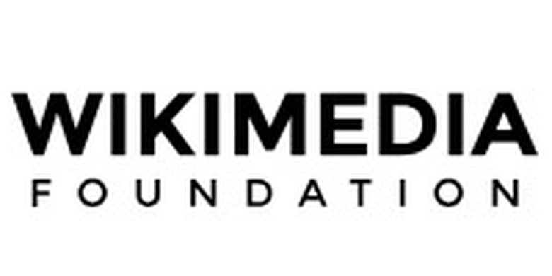 Kementerian Komunikasi dan Digital (Kemkomdigi) melakukan pembatasan terbatas terhadap fitur login pada subdomain auth.wikimedia.org sejak 25 Februari 2026 karena Wikimedia Foundation belum memenuhi kewajiban pendaftaran sebagai Penyelenggara Sistem Elektronik (PSE) Lingkup Privat.