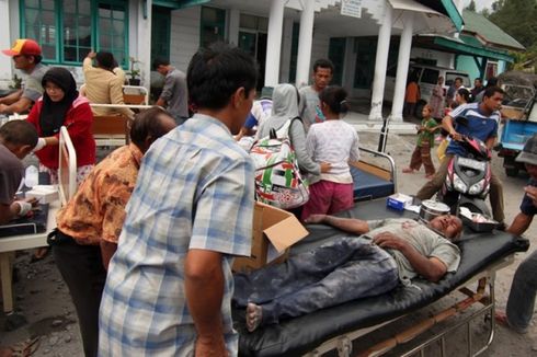 Gubernur Aceh Kunjungi Lokasi Gempa Terparah