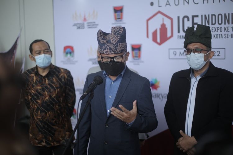Wali Kota Bogor Bima Arya Sugiarto saat menghadiri launching Rakernas Asosiasi Pemerintah Kota Seluruh Indonesia (Apeksi), Kamis (10/3/2022).